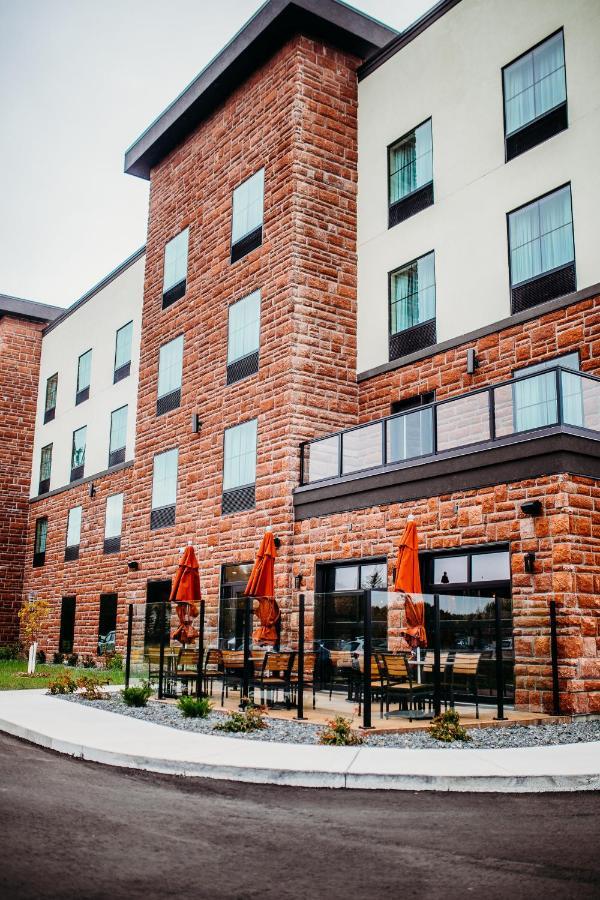 Cobblestone Hotel & Suites International Falls Eksteriør bilde