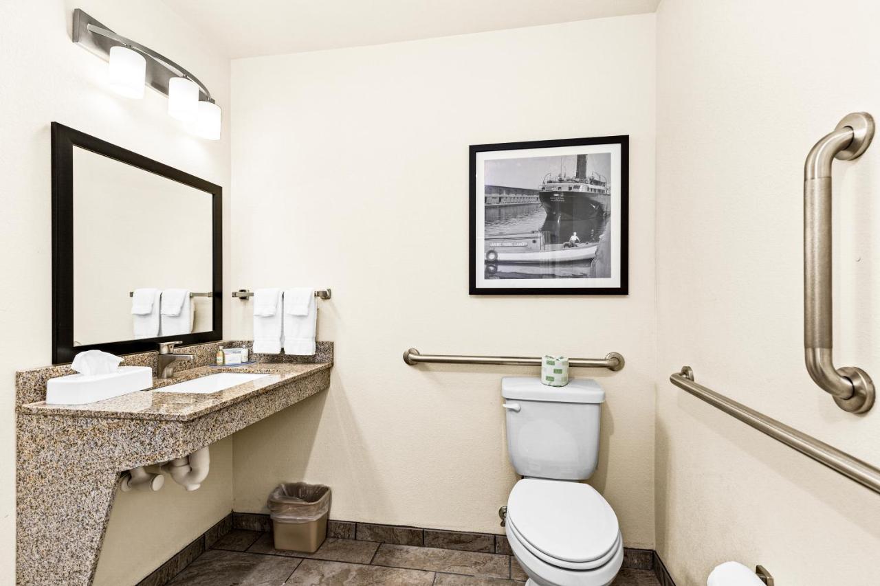 Cobblestone Hotel & Suites International Falls Eksteriør bilde